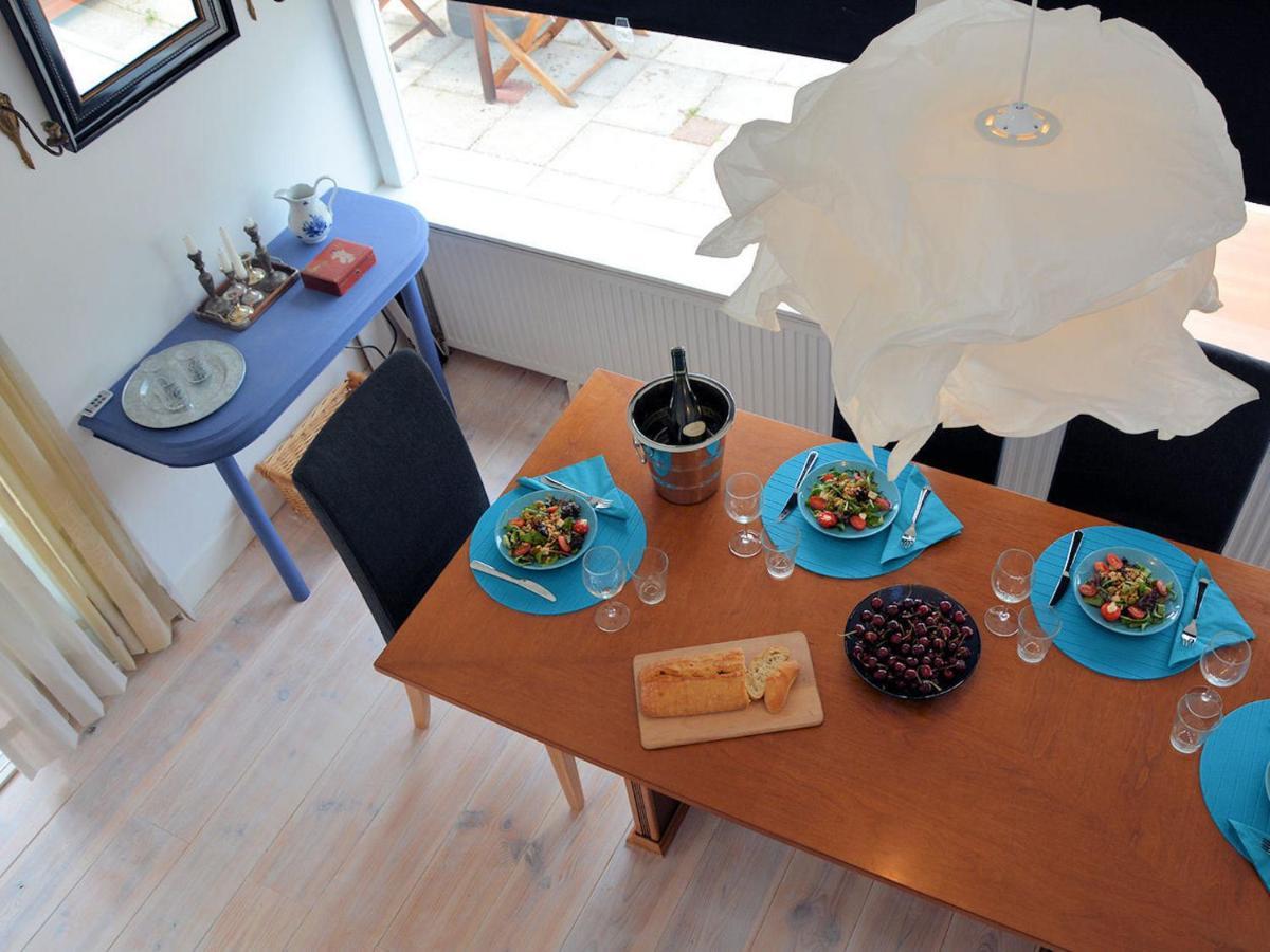Lovely Holiday Home In Noordwijkerhout Near Lake Ruang foto